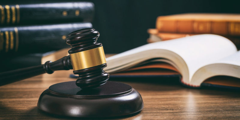 Imagen de referencia de Derecho