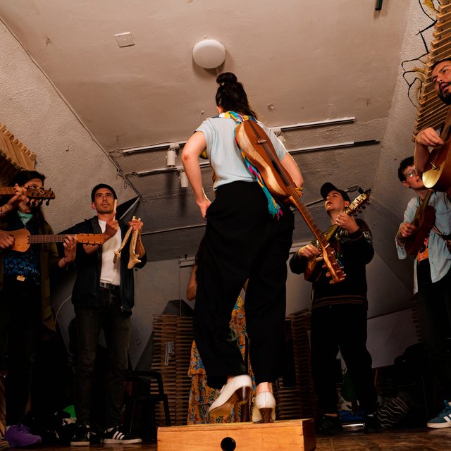 Práctica para fandango del colectivo Son Jarocho Bogotá.