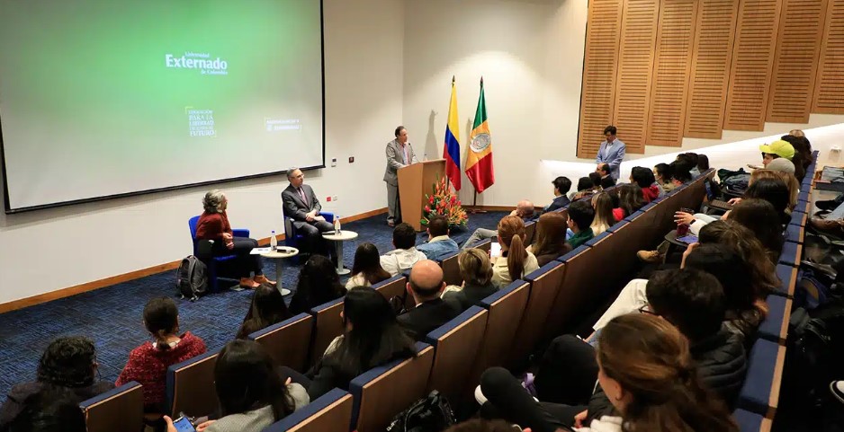  Imagen de referencia Doctorado en Estudios Políticos